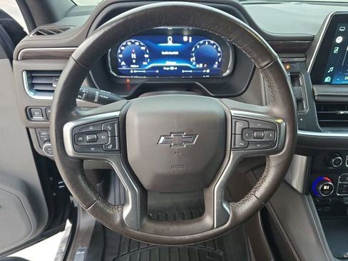 Used 2022 Chevrolet Tahoe Z71 w/ Off-Road Capability Package image 18