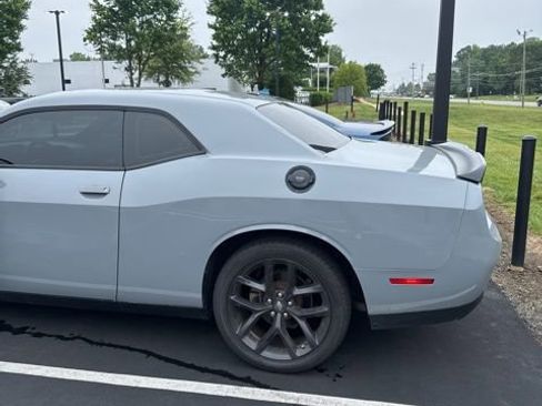 Used 2022 Dodge Challenger SXT w/ Blacktop Package RWD image 3