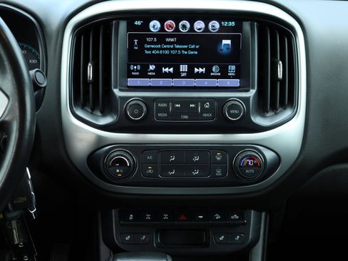 Used 2018 Chevrolet Colorado ZR2 image 10