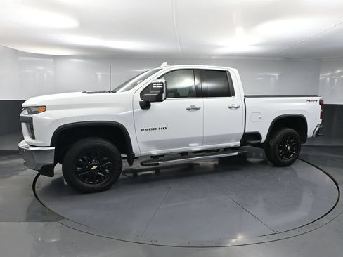 Used 2022 Chevrolet Silverado 2500 LTZ w/ Safety Package AWD/4WD image 12