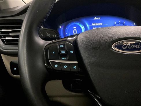 Certified 2021 Ford Escape SEL w/ Technology Package AWD/4WD image 17