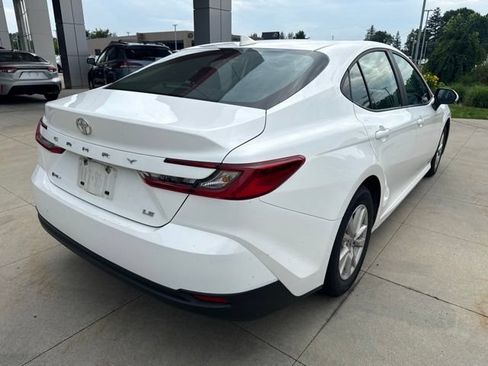Used 2025 Toyota Camry LE FWD image 7
