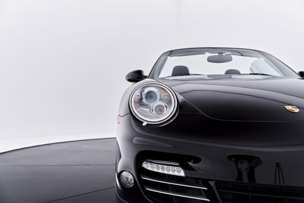 Used 2010 Porsche 911 Turbo AWD/4WD image 29
