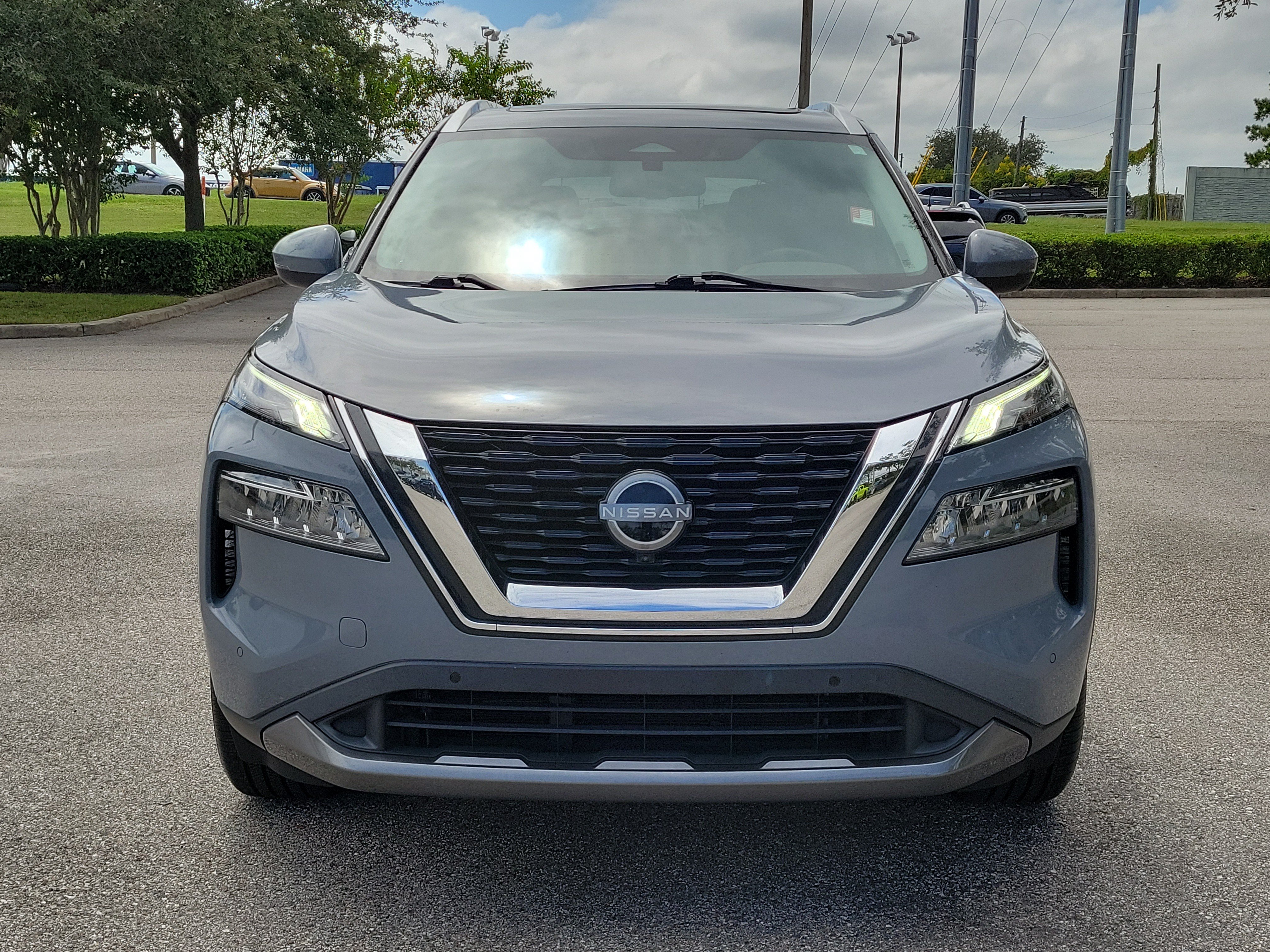 Certified 2023 Nissan Rogue SL w/ SL Premium Package FWD image 2