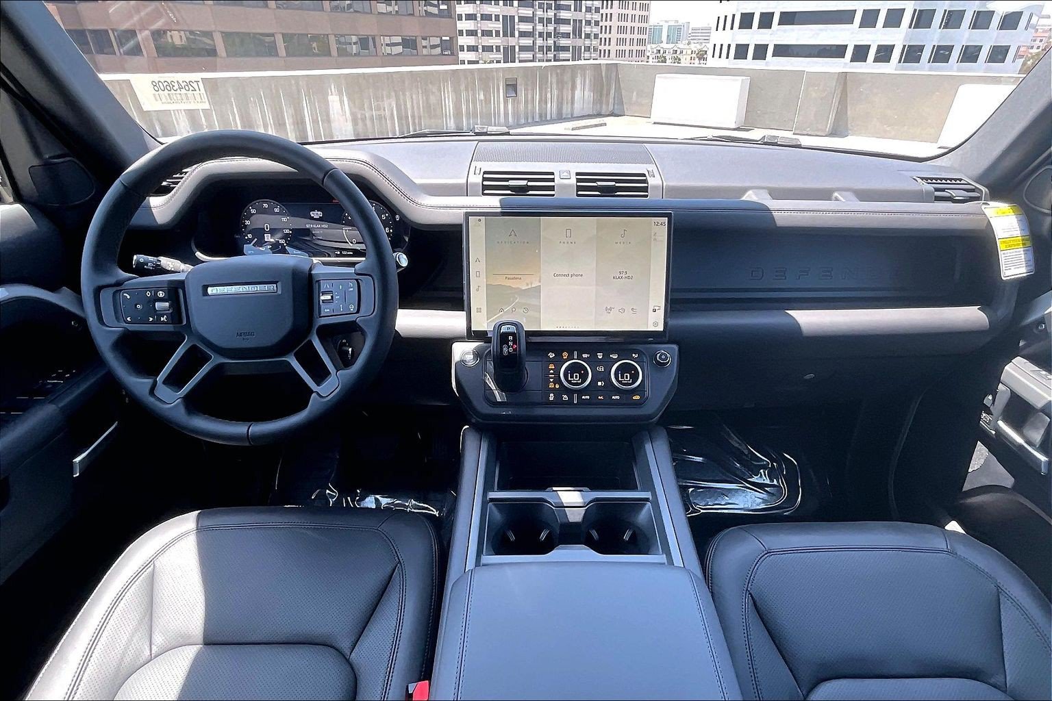 New 2026 Land Rover Defender 110 X-Dynamic SE AWD/4WD image 10