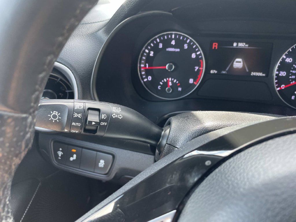 Used 2023 Kia Forte GT-Line w/ GT-Line Premium Package FWD image 32