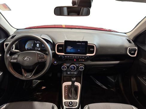 Used 2023 Hyundai Venue Limited w/ Cargo Package image 15