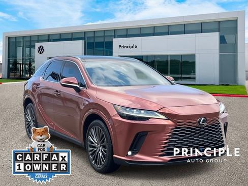 Used 2024 Lexus RX 350 FWD w/ Convenience Package image 3