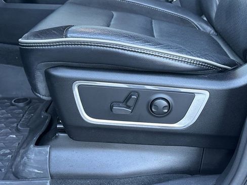 Used 2022 RAM 1500 Laramie image 14