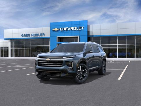 New 2026 Chevrolet Traverse High Country w/ LPO, Floor Liner Package FWD image 8