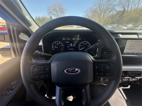 New 2025 Ford F550 4x4 Regular Cab Super Duty image 22