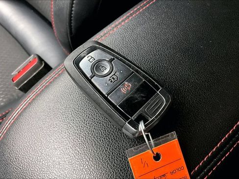 Used 2025 Ford Escape ST-Line AWD/4WD image 11