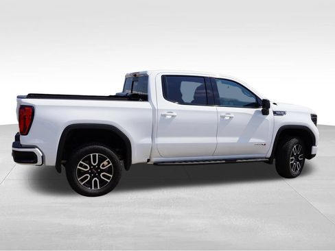 Certified 2026 GMC Sierra 1500 AT4 w/ Technology Package AWD/4WD image 4