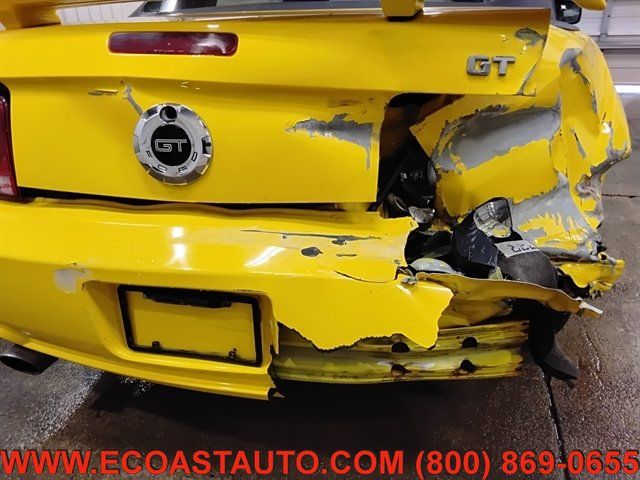 Used 2005 Ford Mustang GT Premium RWD image 17