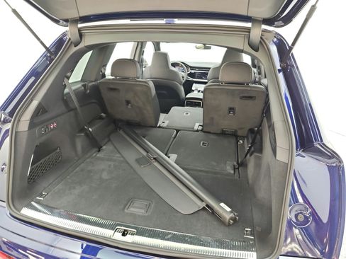 Used 2023 Audi SQ7 Premium Plus AWD/4WD image 29