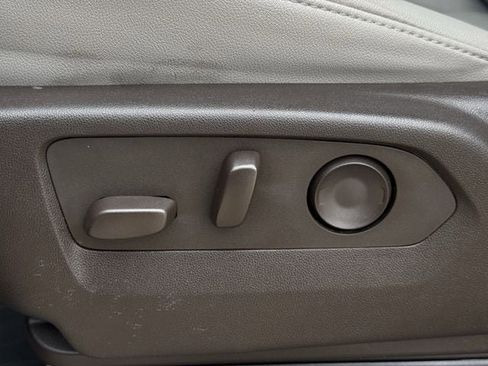 Used 2024 Chevrolet Tahoe Z71 w/ Luxury Package image 26