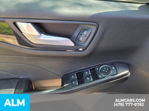 Used 2026 Ford Escape ST-Line FWD image 18