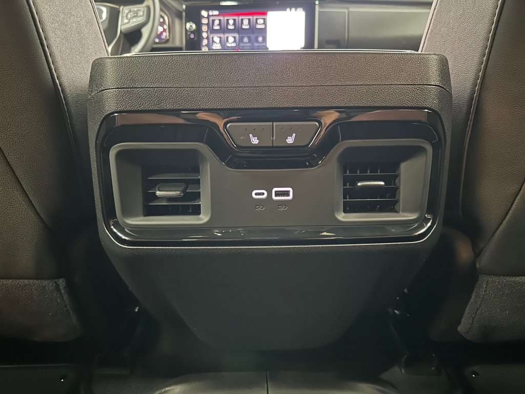 Used 2026 GMC Sierra 1500 AT4 w/ Technology Package AWD/4WD image 23