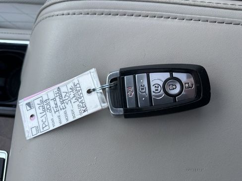 Used 2019 Ford Expedition Max Platinum image 37