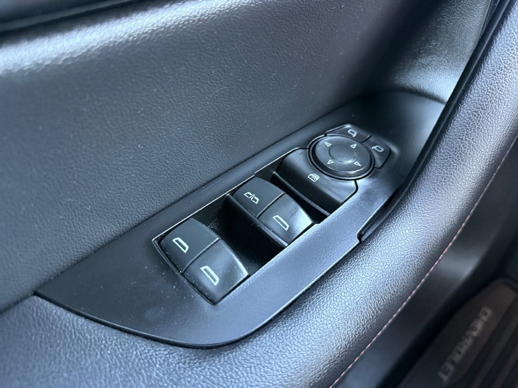 Used 2020 Chevrolet Blazer RS AWD/4WD image 27