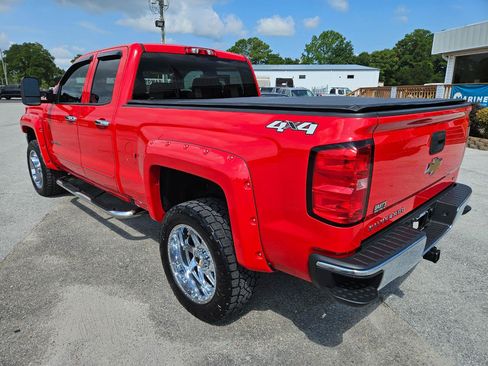 Used 2018 Chevrolet Silverado 1500 LT w/ All Star Edition AWD/4WD image 4