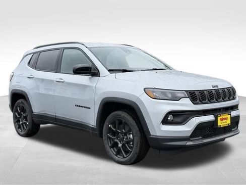 New 2026 Jeep Compass Latitude AWD/4WD image 1