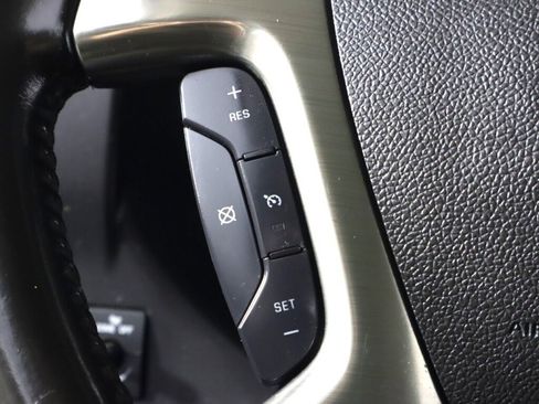 Used 2018 Chevrolet Express 2500 w/ Driver Convenience Package image 12