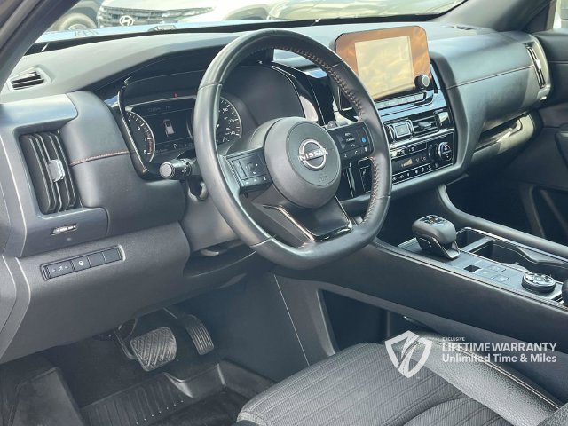 Used 2024 Nissan Pathfinder Rock Creek AWD/4WD image 13