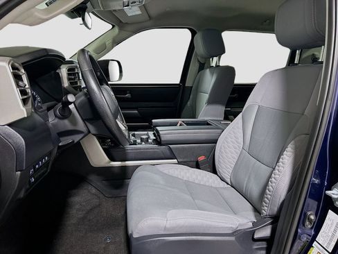Used 2024 Toyota Tundra SR5 AWD/4WD image 17