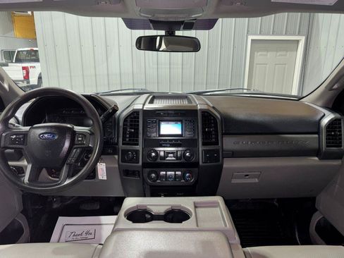 Used 2021 Ford F250 XL w/ Power Equipment Group AWD/4WD image 17