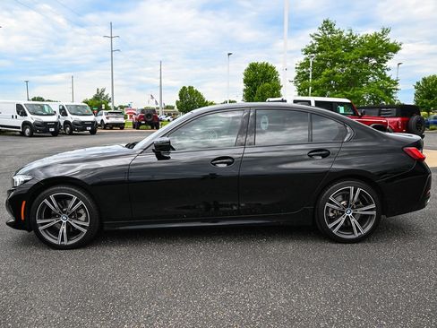 Used 2023 BMW 330i xDrive Sedan w/ Premium Package AWD/4WD image 8