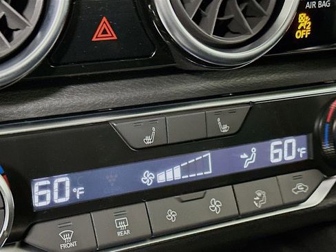 New 2025 Nissan Sentra SR image 27