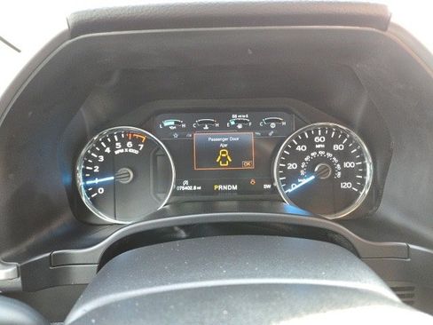 Used 2020 Ford F150 Lariat image 29