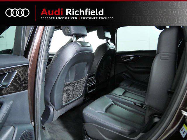 Used 2022 Audi Q7 3.0T Premium Plus w/ Premium Plus Package AWD/4WD image 21
