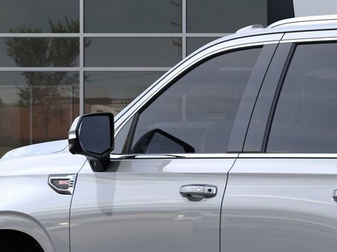 New 2026 GMC Yukon Elevation image 12