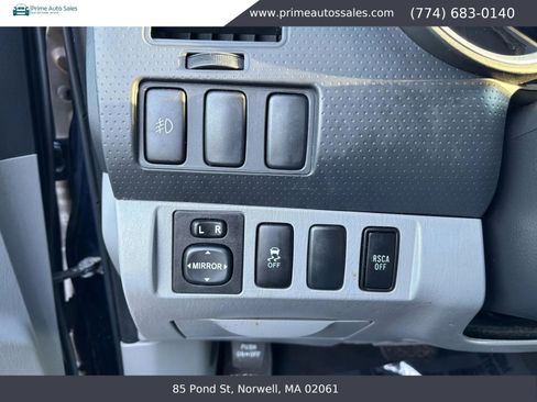 Used 2012 Toyota Tacoma 4x4 Double Cab w/ SR5 Pkg image 15