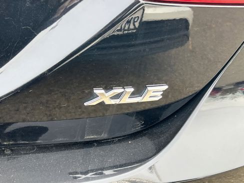 Used 2023 Toyota Camry XLE image 21