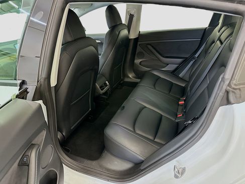Used 2022 Tesla Model 3 Long Range image 30