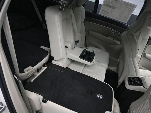 Used 2026 Volvo XC90 T8 Ultra w/ Protection Package Premier image 30