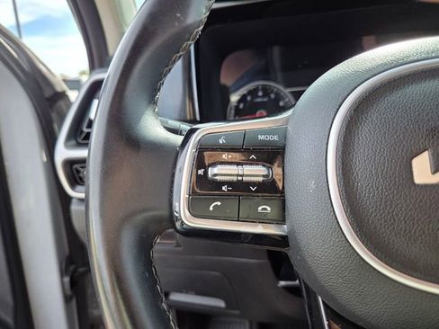 Used 2023 Kia Sorento EX w/ Panoramic Sunroof Package FWD image 21