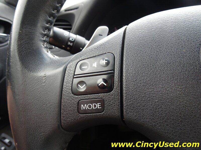 Used 2010 Lexus IS 250C w/ Luxury Pkg RWD image 23