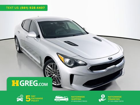 Used 2018 Kia Stinger image 1