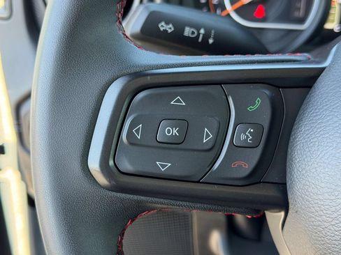 Used 2024 Jeep Wrangler Unlimited Rubicon AWD/4WD image 18