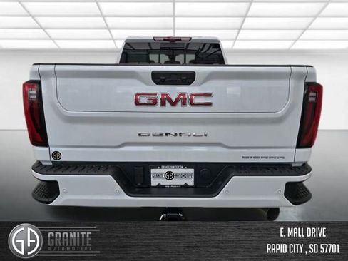 New 2026 GMC Sierra 3500 Denali w/ Denali Reserve Package AWD/4WD image 4