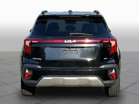 Used 2024 Kia Seltos EX AWD/4WD image 5