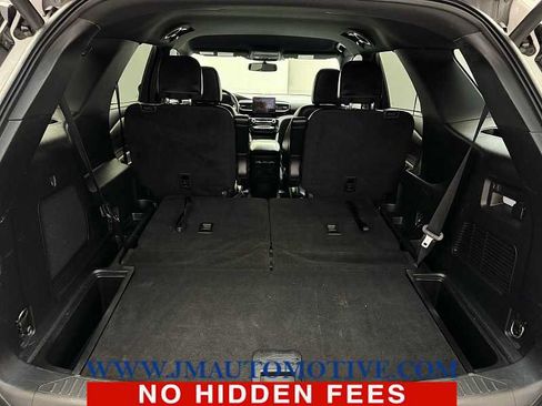 Used 2022 Ford Explorer ST-Line RWD image 17