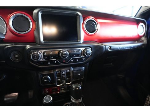 Used 2019 Jeep Wrangler Unlimited Rubicon AWD/4WD image 21