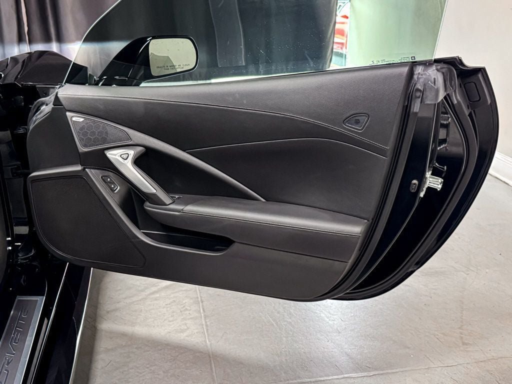 Used 2017 Chevrolet Corvette Z06 RWD image 40
