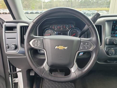 Used 2018 Chevrolet Silverado 1500 LT image 12
