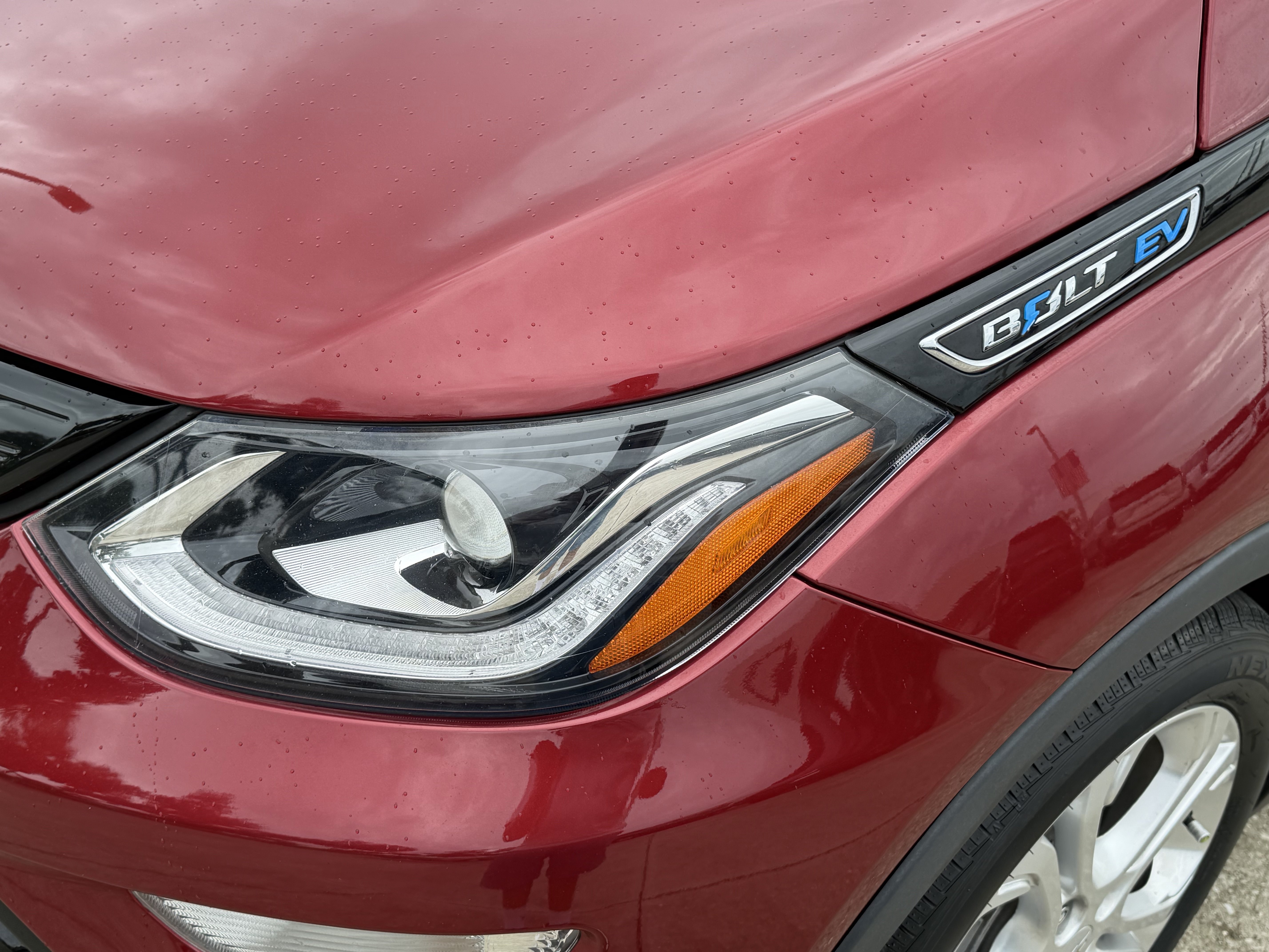 Used 2021 Chevrolet Bolt LT FWD image 9